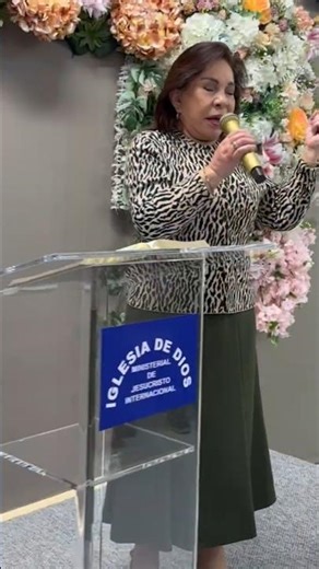 Clip: Estudio Bíblico en Islandia - Hna. María Luisa Piraquive, 23 de marzo de 2025 #IDMJI