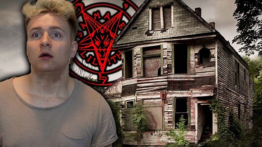 Exploring America's Abandoned Treasure House | Everything Is Left Behind