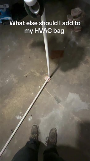 Essential Items for HVAC Technicians' Bags