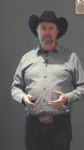 When scanning for game, always start your scope at its lowest magnification. This gives you a wider field of view to spot movement. Once you locate the animal, slowly zoom in to identify and prepare for your shot. #HuntingTips #ScopeSetup #DiamondOutfitters #ZeroOutfitterFees #WesternHunting #BigGameHunting | Zero Outfitter Fees - A Division of Diamond Outfitters