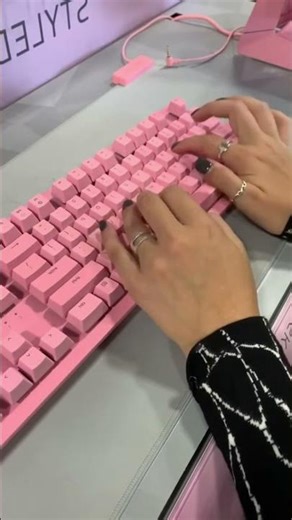 The worlds clickiest keyboard 🤤