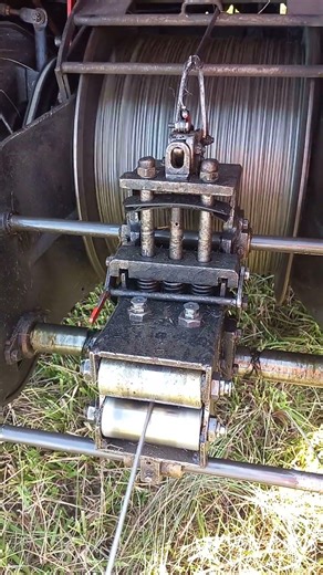 Naviják Herkules III | Motor Tatra 128 | (LKHC)