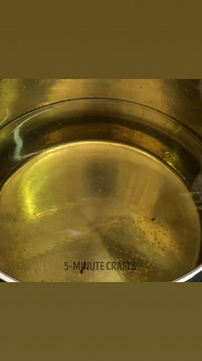 29K views · 262 reactions | Simple science experiments for home repeating. #science #experiments #home #hacks | 5-Minute MAGIC | Facebook