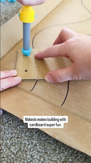Make your own maze toy with cardboard and Makedo tools! 📦 #toys
