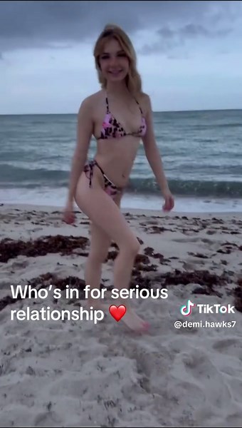 demihawks (@demi.hawks7)’s videos with MY MAN MY MAN - KSLIME 💮