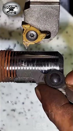 Turning tool violent test, decompression artifact#decompression#process #machine #forging #metal