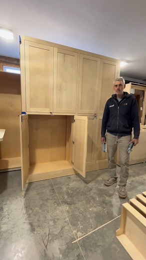 Tool-less adjustable roll-outs! Everyone got that? #customcabinetry #madeinvermont #woodworking #cabinetmaker #woodshop #kitchencabinets # | Wooden Hammer