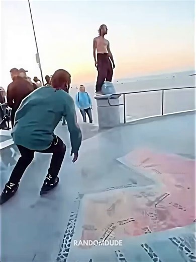 Normal skills vs Queen of skating
