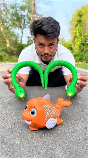 Remote Control Green 2ta Snake vs Rc Fish Dilam