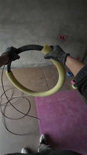 Quick Cable Organizer Hack – Wrap Wires in Seconds