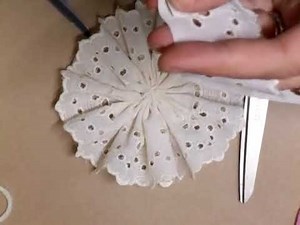 Shabby Chic Eyelet Flower Tutorial - jennings644