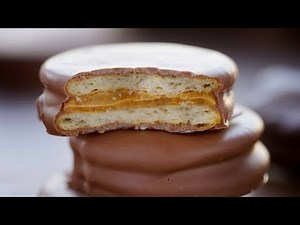 Peanut Butter Ritz Cracker Cookies Recipe | How To Make Peanut Butter Ritz Cracker Cookies