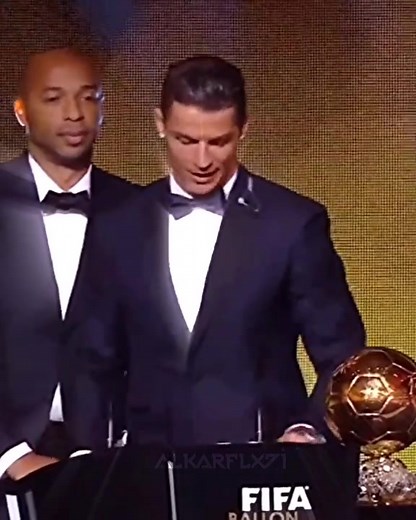 #cr7 #mbappe #cristianoronaldo #ronaldo #kylianmbappe #433 #criro #usasoccer #cleat #unisport #uclfinal #joaofelix #halland #messi #bayern #juventus