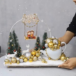 DIY Christmas hula hoop with teapot and ornaments | GH Media