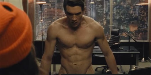 Connor Storrie Strips Down in ‘SNL’ Sketch Cut for Time