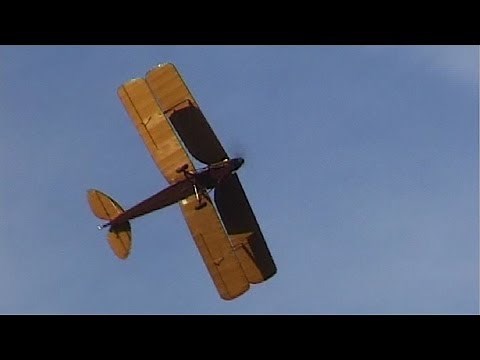 de Havilland DH.82 Tiger Moth aerobatics