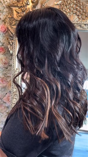 Yolanda Moreno on Instagram: "Half-head extensions to fill in her sides sometimes that’s all you need, not a full head. Giving her fullness and flexibility 🥰 #beautybyyolihairextensions #hairextension"