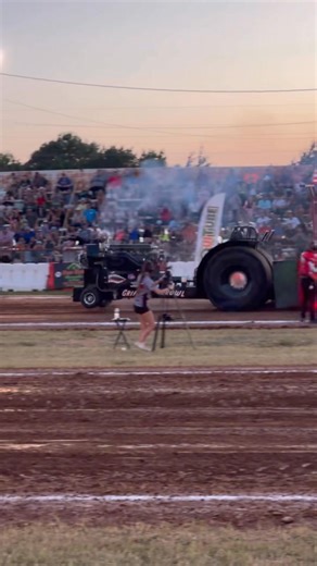 Thunder In The Lonestar Truck & Tractor Pulls in Whitewright, Texas | SICK Cars and Trucks