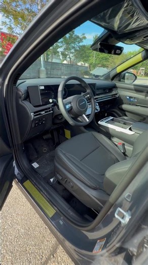 How the 2026 Hyundai Tucson Night Edition fires up 🖤 #hyundai #newcar #carreview