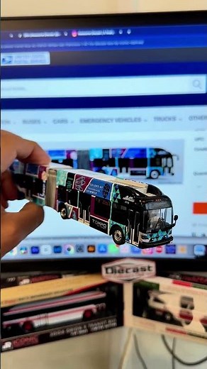 These Iconic Replicas NFI Xcelsior XN60 Articulated Transit Buses