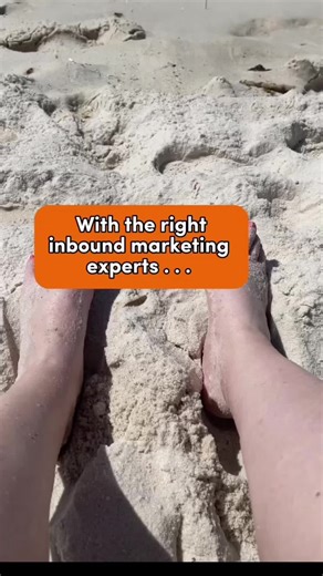 Speak to a geek now! 🙈🧡✨ #geeklymedia #worktok #marketing #inboundmarketing #digitalmarketing #marketingtips #digital