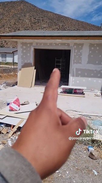 terminando casa de 240mt2 de dos pisos en panel sip