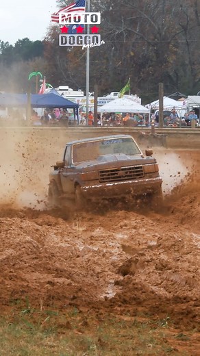 OBS Ford Flareside goes Mud Bogging at Twitty's! #mudding #mudtruck | Moto Doggo