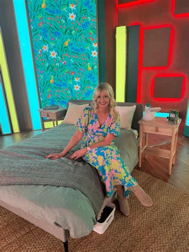 After a room swaps it was finally time to face the hidden bedroom carpet… and wow it was overdue 😅 Moved the furniture, scrubbed the mystery stain (still no one admitting to it 👀), washed it, steamed the carpet dents and brought the bounce back. Why does it feel SO good once it’s done though? Fresh room pending ✨ Products from my range featured AD #carpetrefresh #carpetcleaning #queenofclean | Lynsey Queen Of Clean