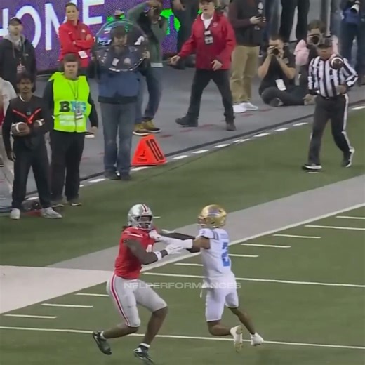 Jeremiah Smith 2025 Highlights.Some might say “Generational”. 😮‍💨