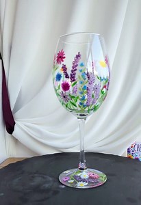 Hand Painted Wildflower Wine Glass: Bespoke Gift - Etsy
