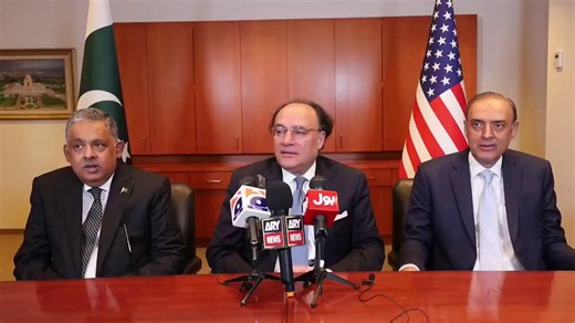 اصبحت 8 ملياربينما تستميت باكستان في انقاذ نظام ايران تعاني سوريا التي انقذت الجميع من الغول الايراني من تدهور قيمة عملتها وغلاء المعيشة.واللوم على حكومة الشرع اكثر من غيرها في هذا الامر لسوء تقديرها حاجة سوريا للمساعدة والمبالغة في قدرتها على تخطي ضعفها الاقتصادي دون مساعدة كبيرة