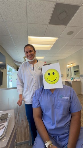 Our clinicians are always happy to repair your brackets! Some just like to show their excitement deep,deep down. 😉 #orthodontics #fyp #valerianoorthodontics #funny #viral