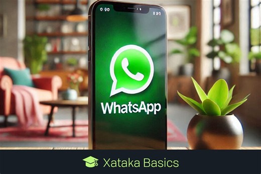 Los audios de WhatsApp se paran al acercar el móvil al oído: por qué pasa y cómo solucionar esto con los mensajes de voz