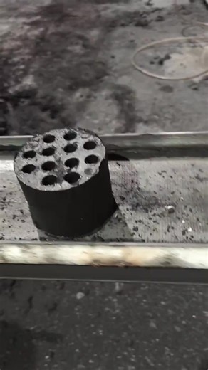 Making Charcoal Briquettes from Honeycomb