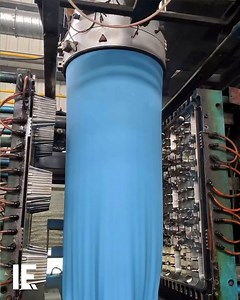 2.3M views · 5K reactions | Did you know you could make plastic molds like this?  deruilun_trading / IG | Interesting Engineering | Facebook