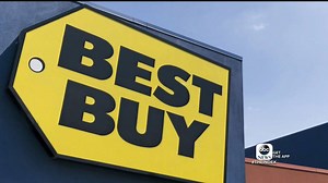 SIGN OF THE TIMES: Compact discs have been officially pulled off the shelves at Best Buy stores nationwide – a digital downloads and streaming services take over the music industry. Tom Llamas reports. https://abcn.ws/2FLyzTu | ABC World News Tonight with David Muir