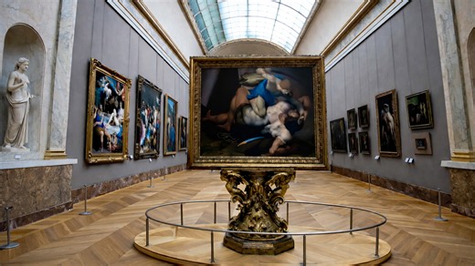 What makes the Louvre the world’s most famous museum?