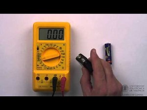 Digital Multimeter. Battery Testing | 19/37 | UPV