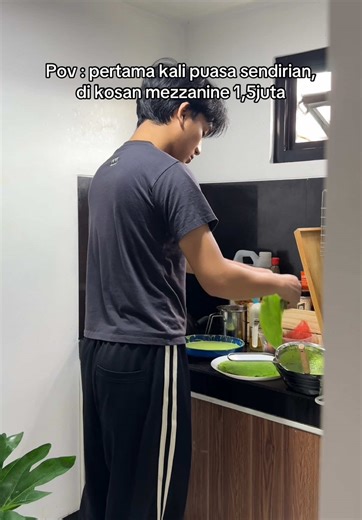 Pertama Kali Puasa Ramadhan Sendirian