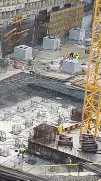 earthquake isolator installing