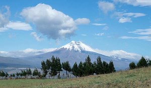 Cotopaxi : risque d'éruption du volcan le plus dangereux au monde? - MétéoMédia