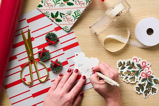 50 Surprisingly Thoughtful Gift Card Ideas to Give This Year