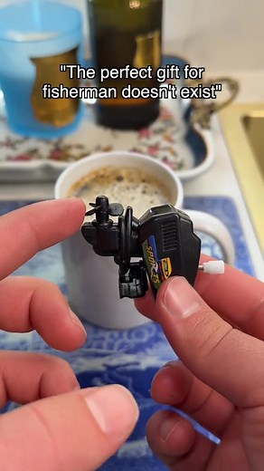 ⭐ “Your Coffee Just Got an Engine Upgrade!” Meet the Boat Motor Coffee Stirrer — the little gadget that turns your morning coffee into the most fun part of your day. Just clip it onto your cup and watch the mini propeller mix everything perfectly. Smooth coffee. No effort. Big smiles. ✔ Hands-free stirring ✔ Stainless steel secure grip ✔ Perfect, even mix every time ✔ A fun gift for coffee lovers & office warriors Make your coffee break way more exciting — try it today! ☕🚤✨ | Zippersilo.zi