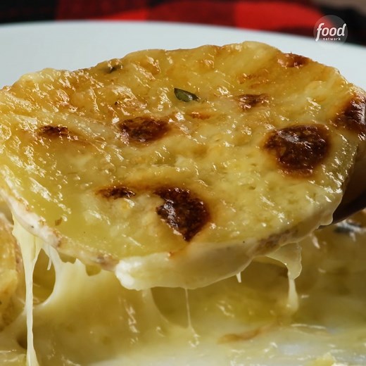 Sheet pan scalloped potatoes mean more crispy golden brown top layer per BITE 😍 Get the recipe: https://foodtv.com/35AdESj | Food Network