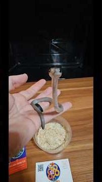 Unboxing number 5!!! 2025 Cinder Stripe Corn Snake by Cascade Corns! almost patternless, cute face