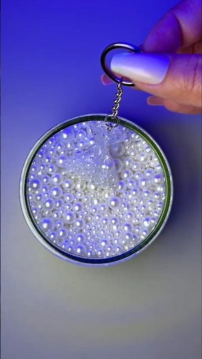 Mini Keychain With Pearls: Aesthetic in Every Detail
