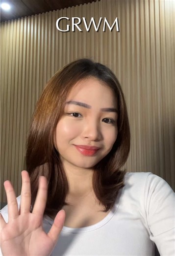 Perfect GRWM Makeup Routine with Alexa Tan