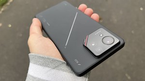 ASUS ROG Phone 9 Pro: Hardware complet, mult RAM, stocare, cameră cu gimbal