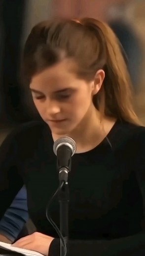 Time 2 Feel on Instagram: "Her smile is just lit 😍😍❤️⚡ First Collaboration with @emawatson.only #emmawatson #emmawatsonedit #hermionegranger #hermionegrangeredit #beautyandthebeast"