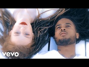 Moments Gâchés - Kalash feat. Satori clip à découvrir sur TrackMusik